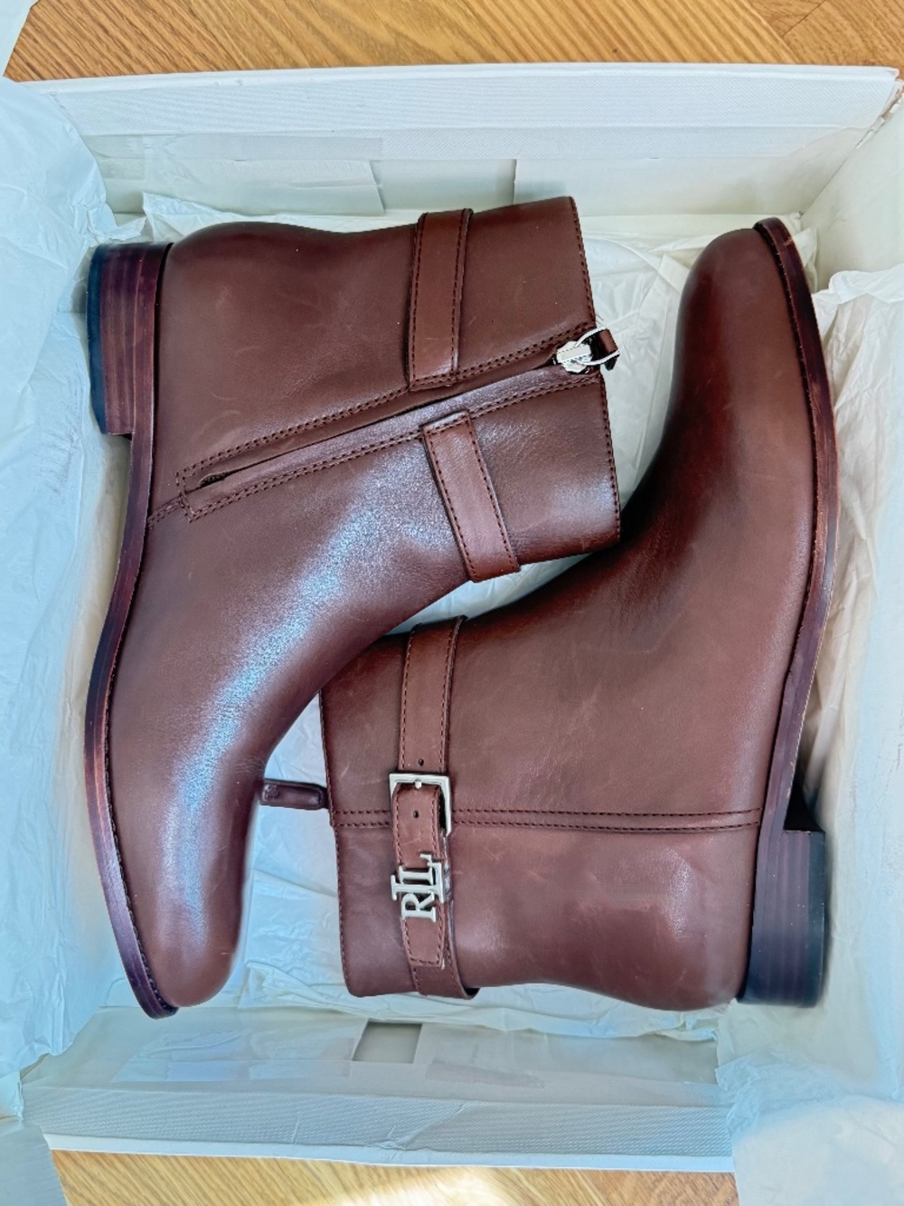 NIB Lauren Ralph Lauren Brooke Leather Ankle Boots Women's Size 8